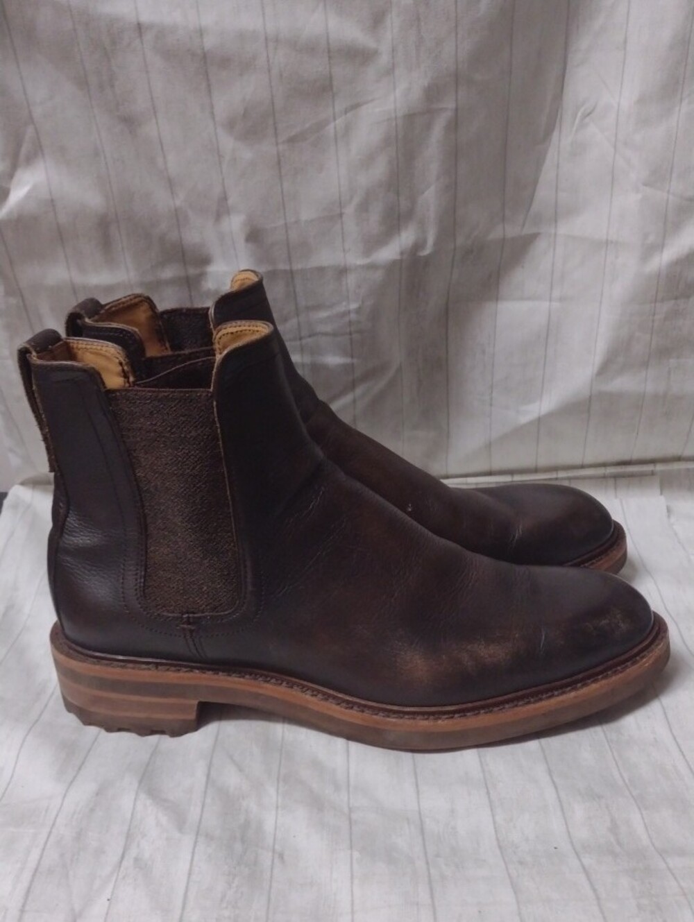 Allen Edmonds Dark Brown Chelsea Boots (J1309) - Picture 3 of 7